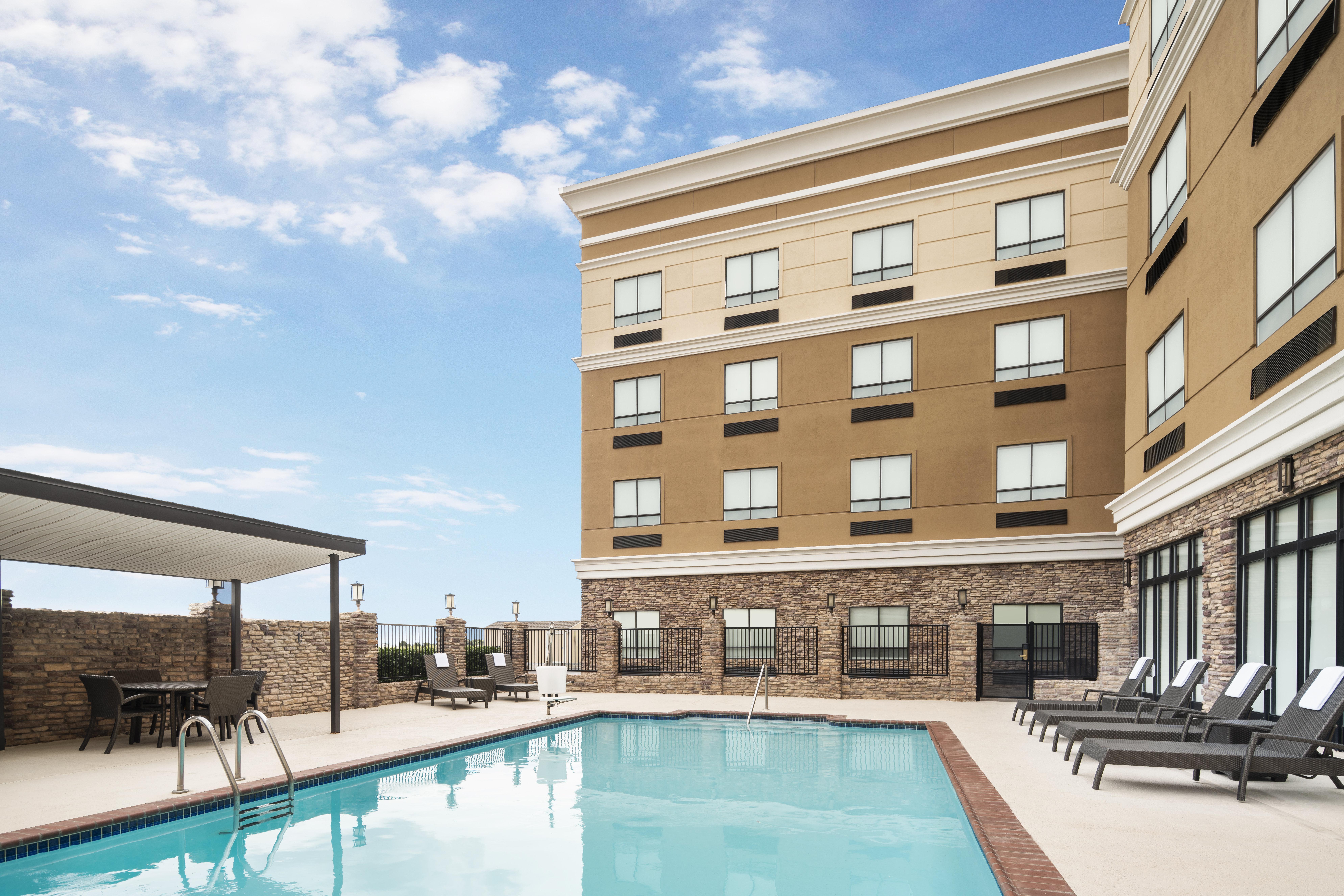 Holiday Inn Odessa By Ihg Ngoại thất bức ảnh